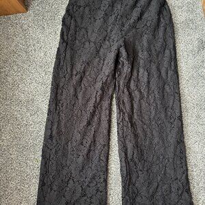 Lauressa All Over Lace Pants - Large - Black